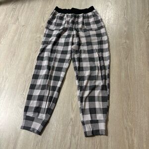 PINK Victoria's Secret Plaid Knit Pants